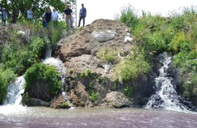 Büyük Menderes Nehri Can Çekişiyor