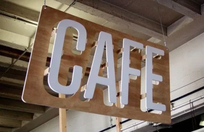 Dükkan Sahibi Apartman Duvarına Tabela Asabilir mi?