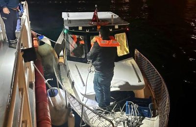 Boğazda arızalanan tekne kurtarıldı