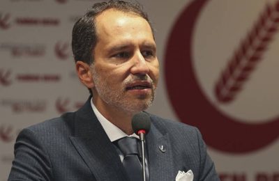 Yeniden Refah Kongresi: Fatih Erbakan, tüm delegelerin oyunu alarak güven tazeledi