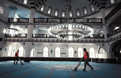 Yenimahalle’de ibadethaneler Ramazan için temizlendi