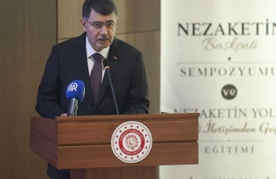 Ankara Valiliği “Nezaketin Başkenti” başlıklı sempozyum düzenledi