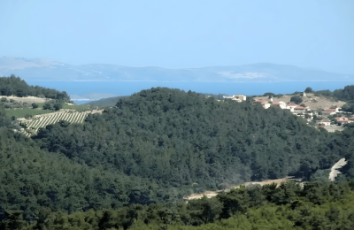 Urla’da 15 hektarlık doğal sit alanı yapılaşmaya açıldı