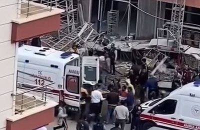 Kahramankazan’da inşaat iskelesi çöktü