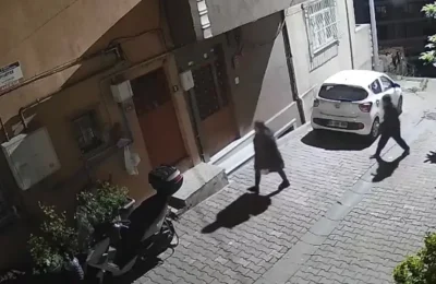 Adım adım takip edip apartmanda taciz etti, fırında ekmek yaparken yakalandı