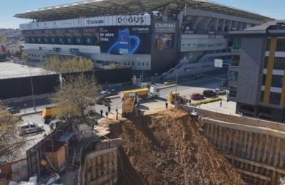 Kadıköy’de inşaat alanındaki duvar çöktü