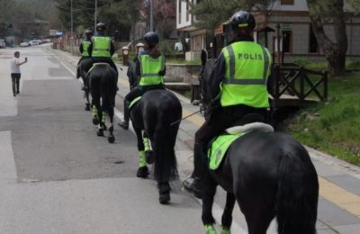 Kızılcahamam’da Atlı Polisler Görevde