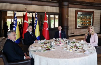 Cumhurbaşkanı Erdoğan’ın diplomasi trafiği sürüyor