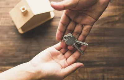 Anahtarı Teslim Etmeden Konutu Terk Eden Kiracının Evine Girilebilir mi?