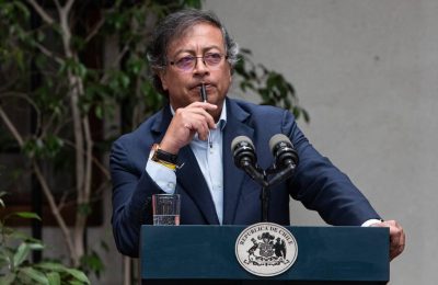 Kolombiya Cumhurbaşkanı: Emlak Vergisi Zenginlerden Daha Fazla Alınmalı