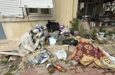 Komşularını isyan ettirdi